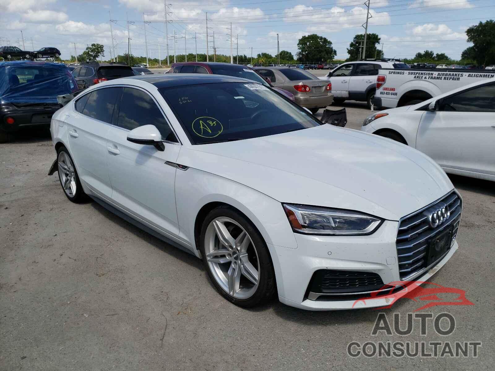 AUDI A5 2018 - WAUENCF57JA127039