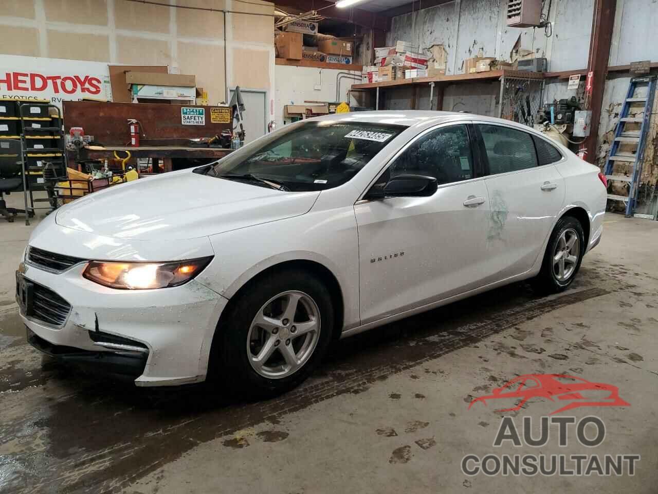 CHEVROLET MALIBU 2018 - 1G1ZB5ST0JF220459