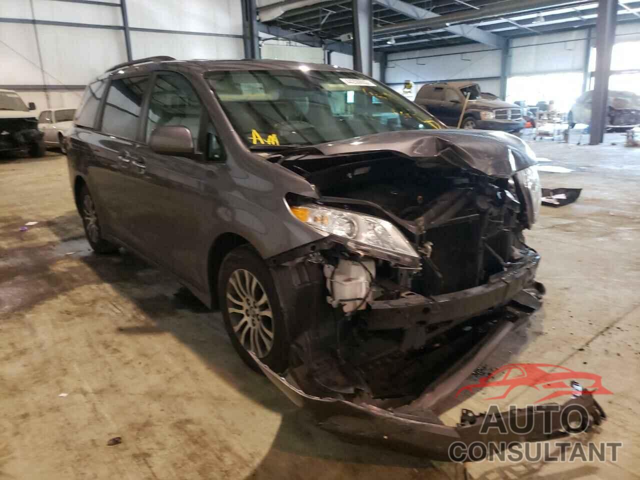 TOYOTA SIENNA 2018 - 5TDYZ3DC7JS959747