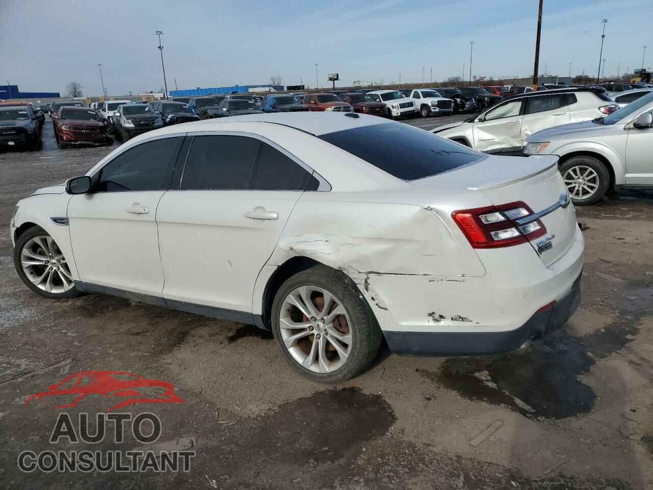 FORD TAURUS 2013 - 1FAHP2E84DG180577