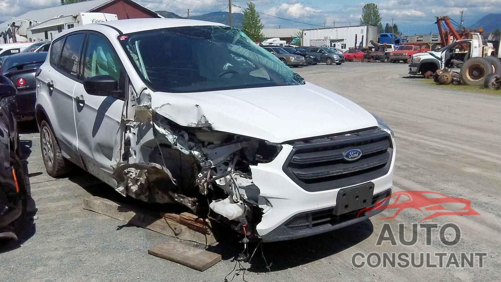 FORD ESCAPE 2017 - 1FMCU9FD4HUE26581