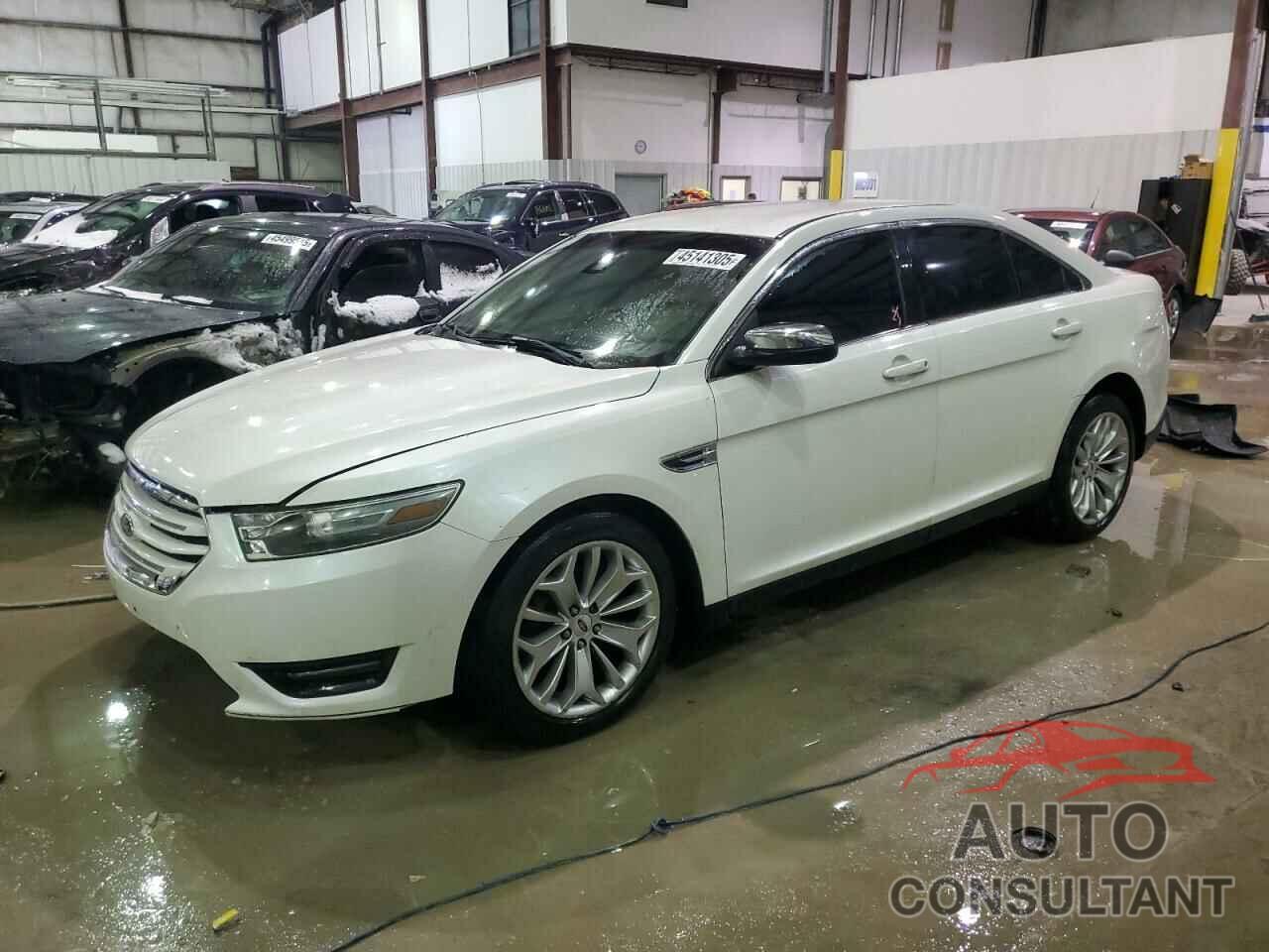 FORD TAURUS 2017 - 1FAHP2F88HG119284