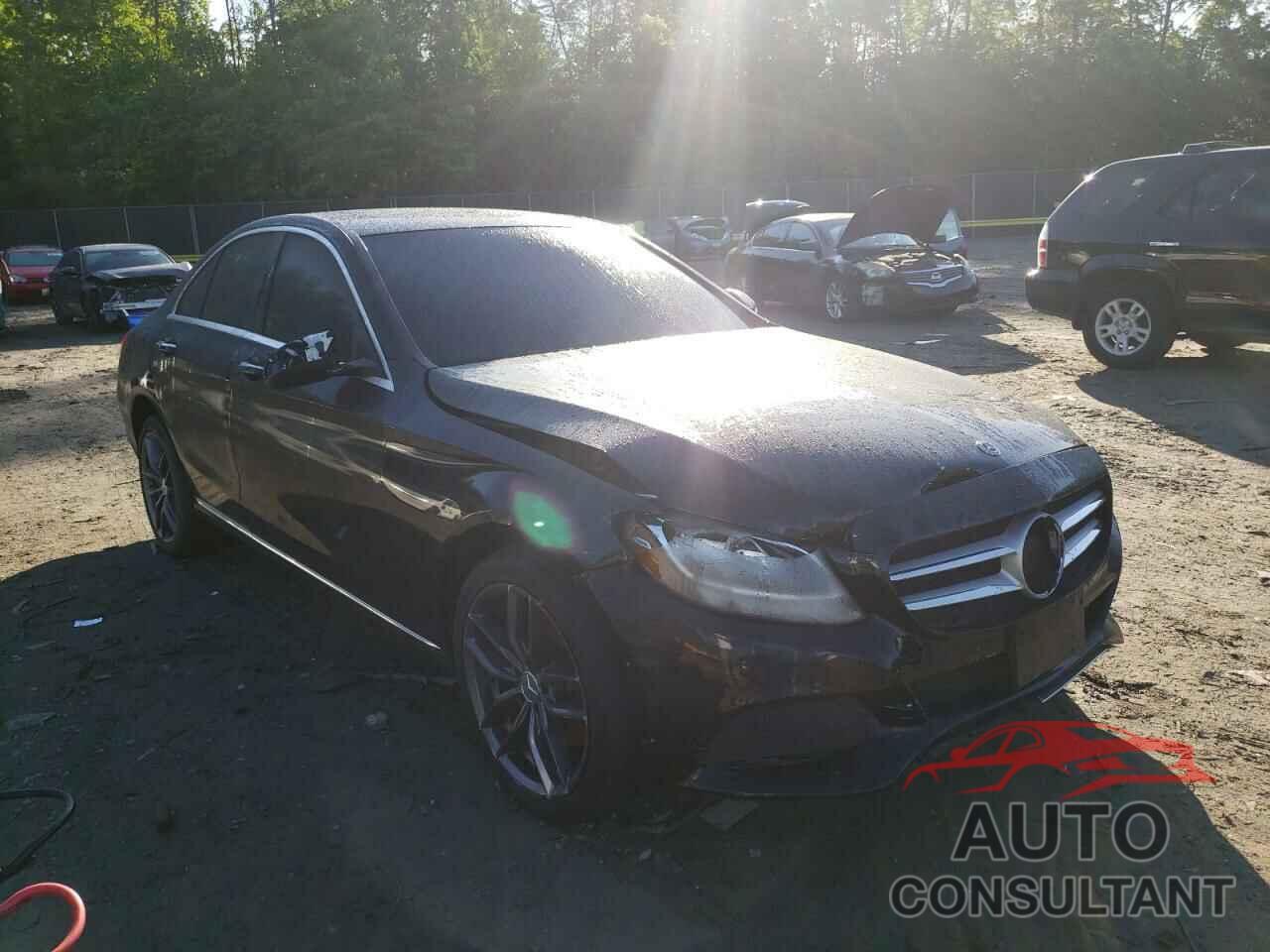 MERCEDES-BENZ C-CLASS 2018 - 55SWF4KB7JU243692