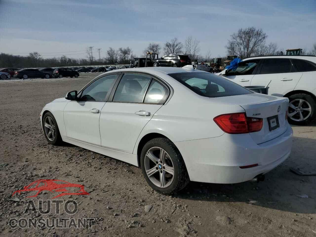 BMW 3 SERIES 2013 - WBA3B3C55DF532487