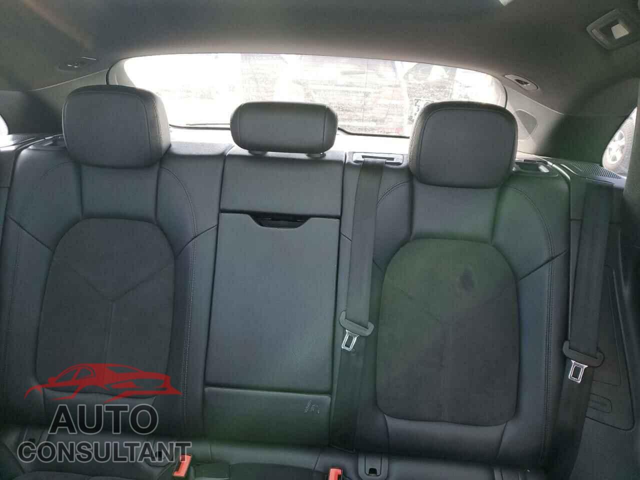 PORSCHE MACAN 2017 - WP1AA2A51HLB03234