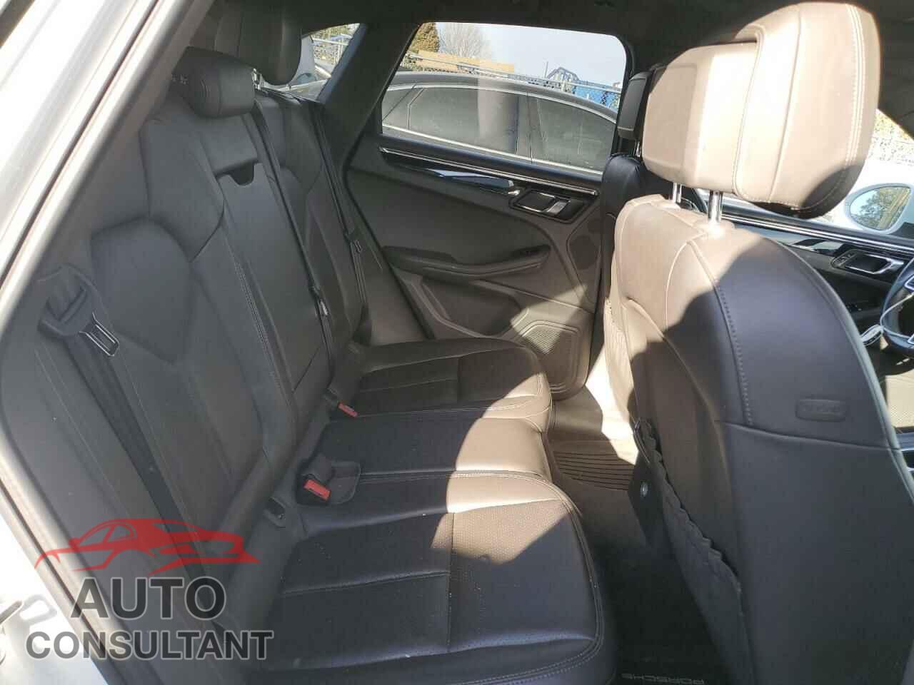 PORSCHE MACAN 2016 - WP1AB2A52GLB52809