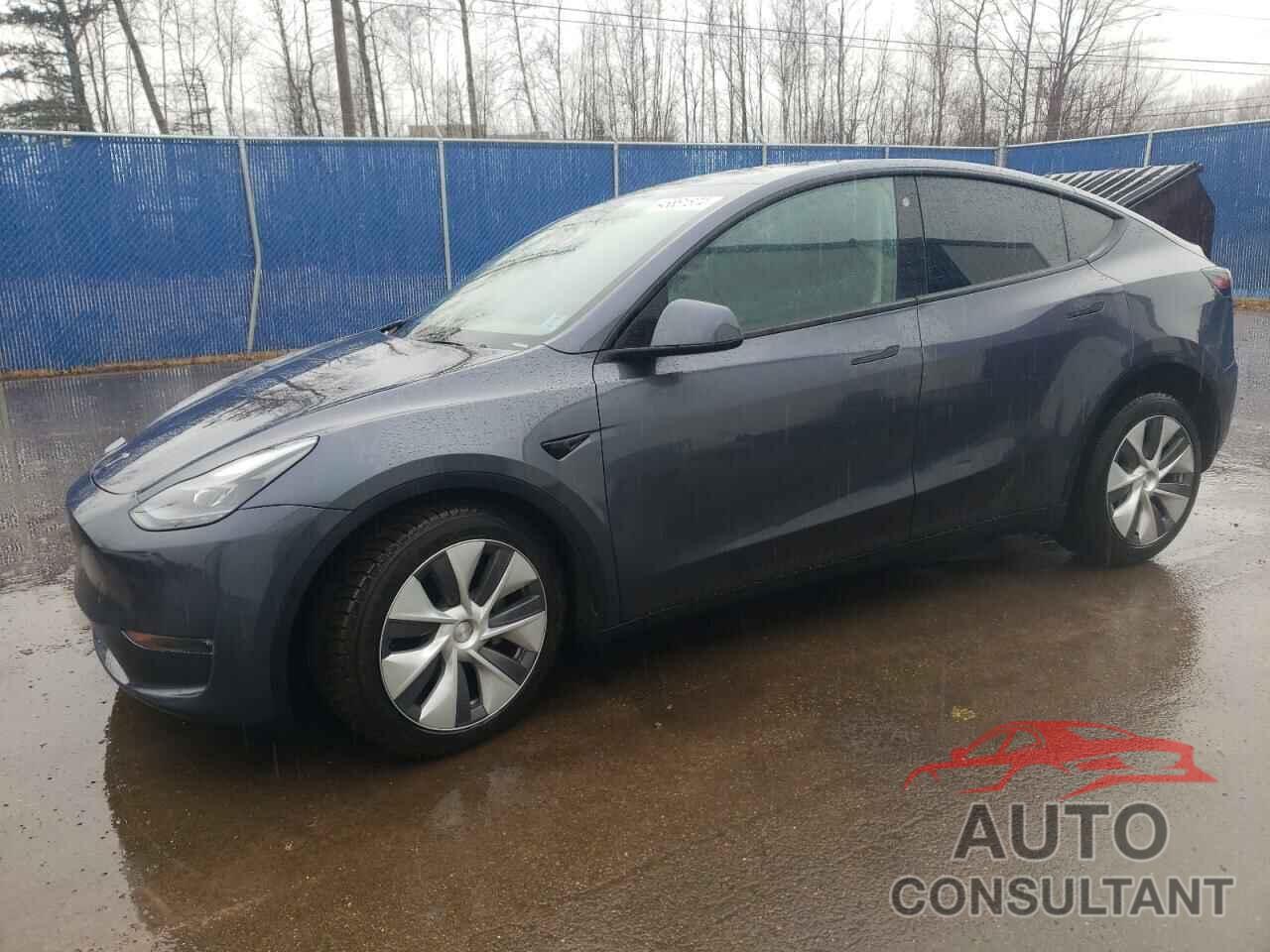 TESLA MODEL Y 2023 - LRWYGDEE7PC163003