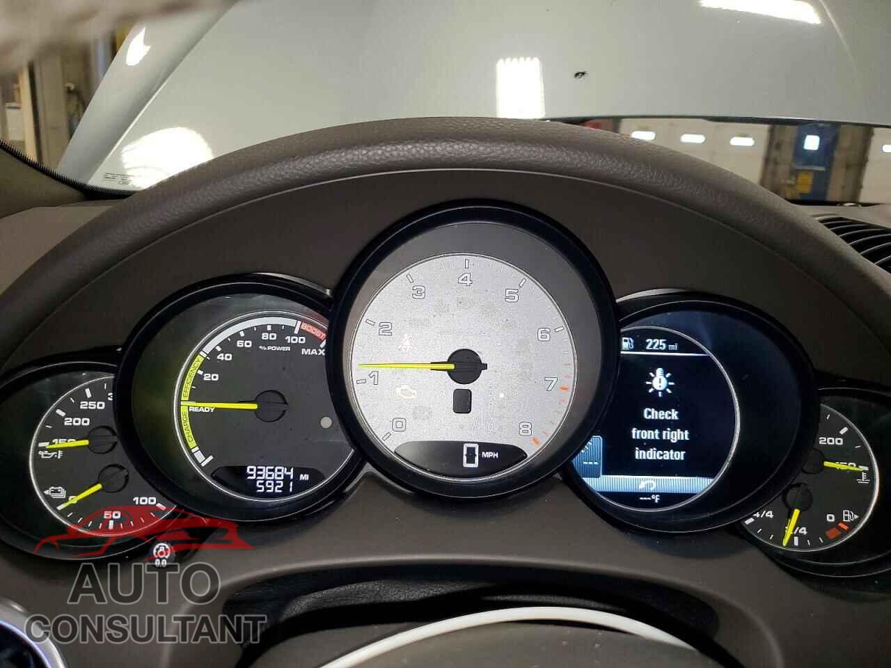 PORSCHE CAYENNE 2017 - WP1AE2A23HLA74720