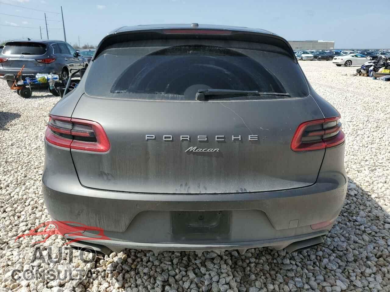 PORSCHE MACAN 2018 - WP1AA2A50JLB14795