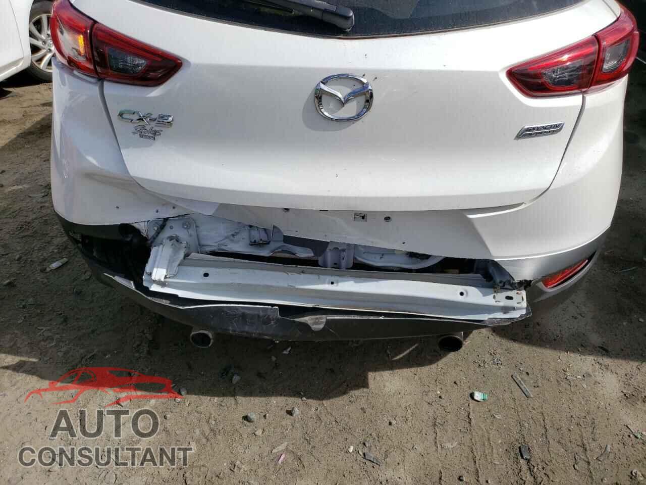 MAZDA CX-3 2018 - JM1DKDB72J0327238