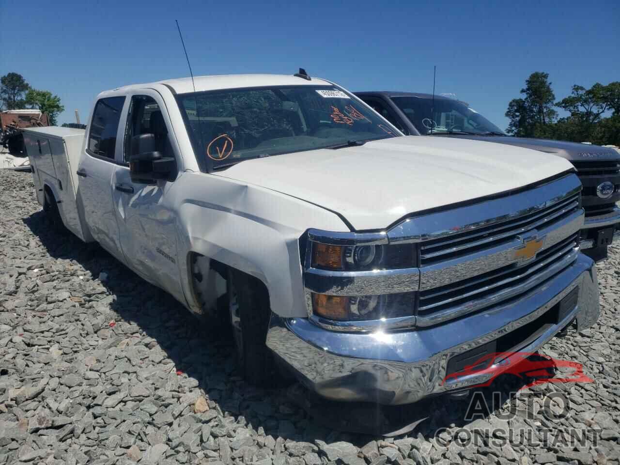 CHEVROLET SILVERADO 2018 - 1GB1KUEG5JF256388