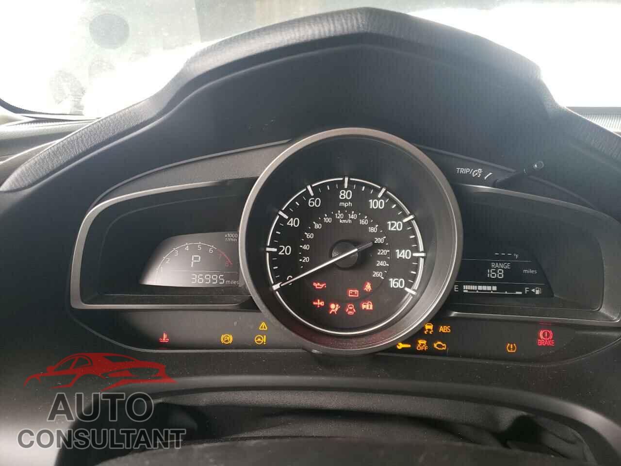 MAZDA 3 2017 - 3MZBN1K70HM130439
