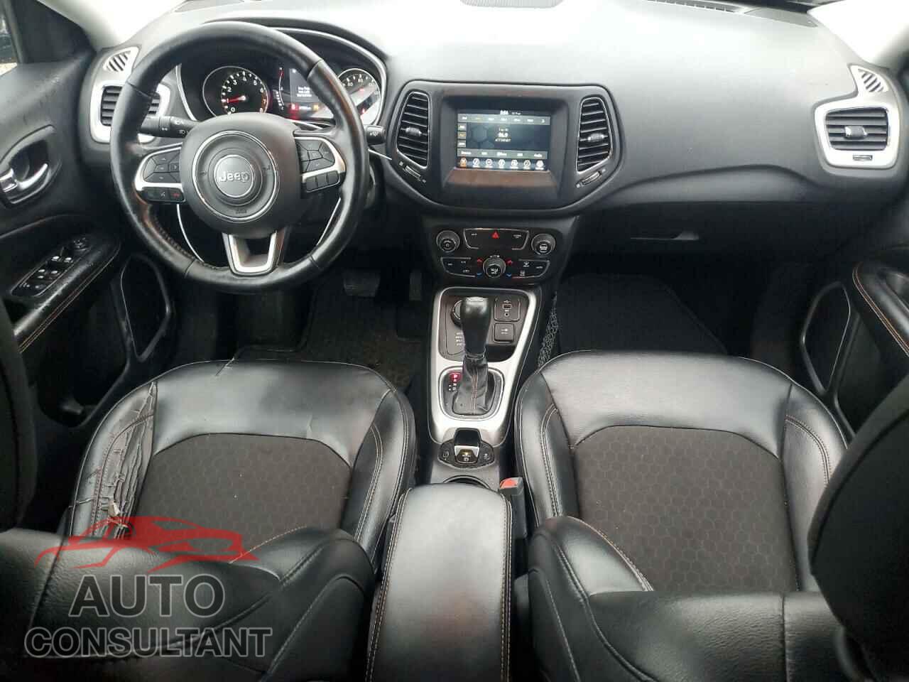 JEEP COMPASS 2020 - 3C4NJDBB1LT148657