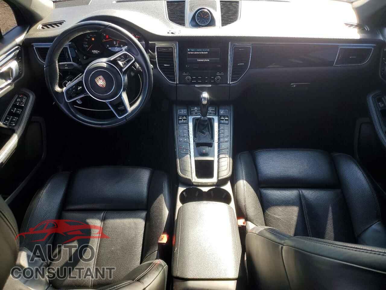 PORSCHE MACAN 2018 - WP1AA2A55JLB05770