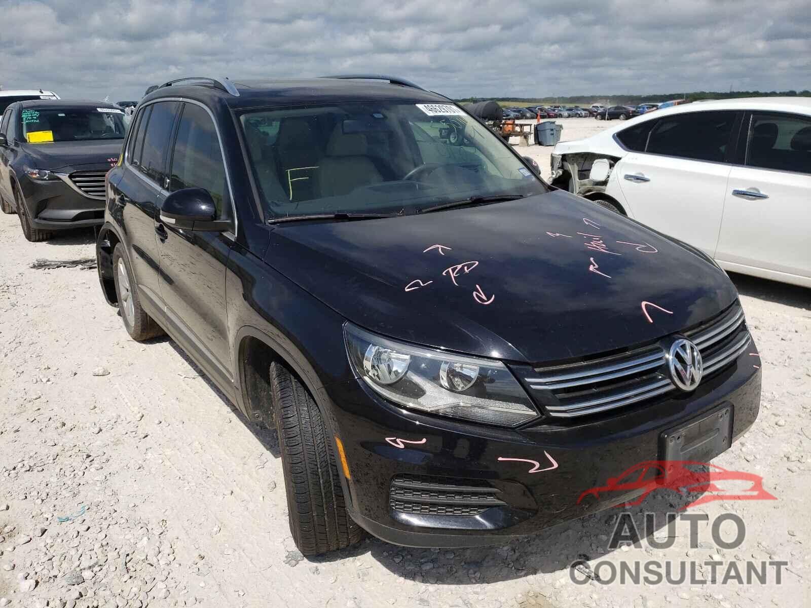 VOLKSWAGEN TIGUAN 2017 - WVGRV7AX5HW501144