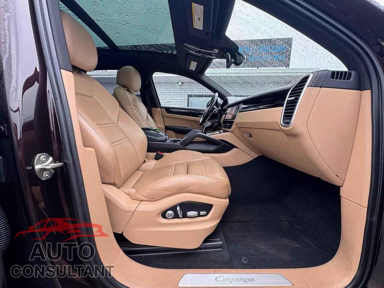 PORSCHE CAYENNE 2021 - WP1AA2AY2MDA03187