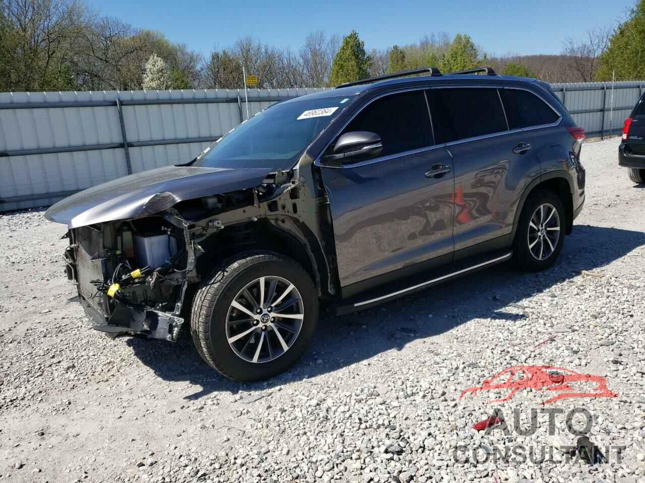 TOYOTA HIGHLANDER 2019 - 5TDJZRFH7KS613289