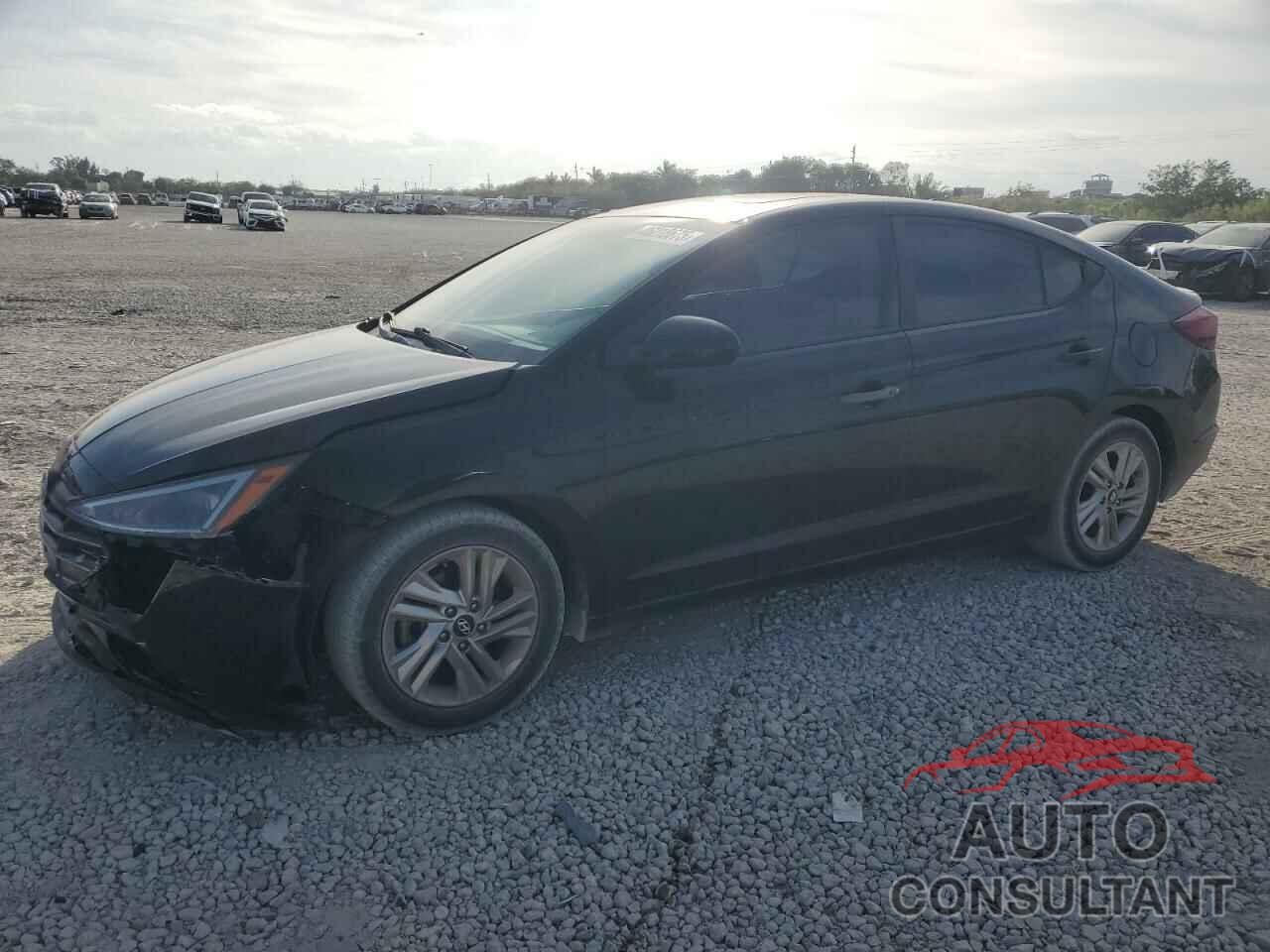 HYUNDAI ELANTRA 2019 - KMHD84LF2KU782021