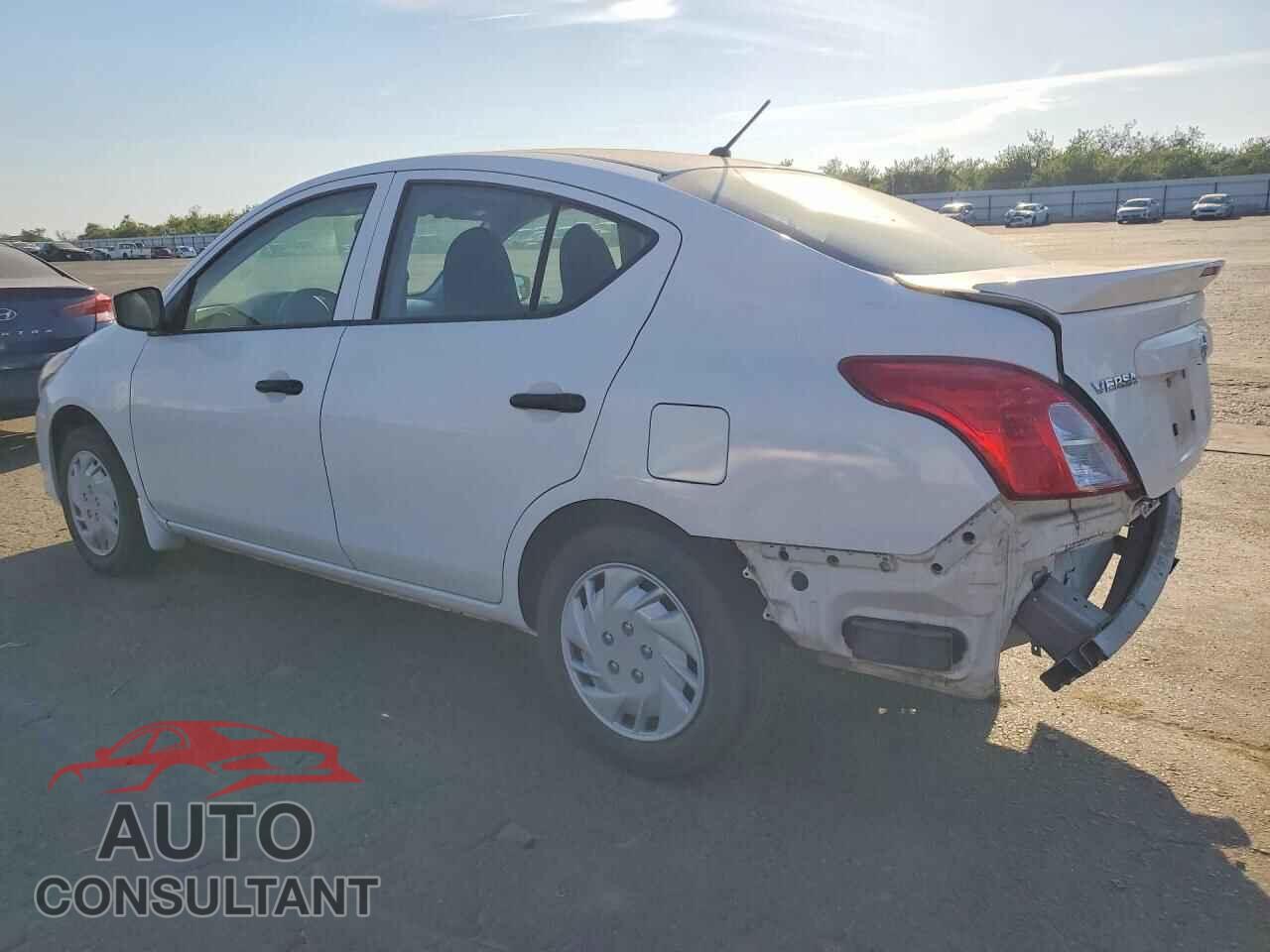 NISSAN VERSA 2017 - 3N1CN7AP0HL882811