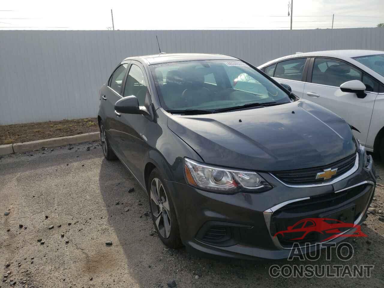 CHEVROLET SONIC 2020 - 1G1JF5SB1L4114190