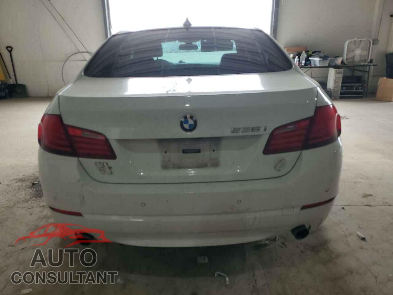BMW 5 SERIES 2012 - WBAFU7C53CDU64313