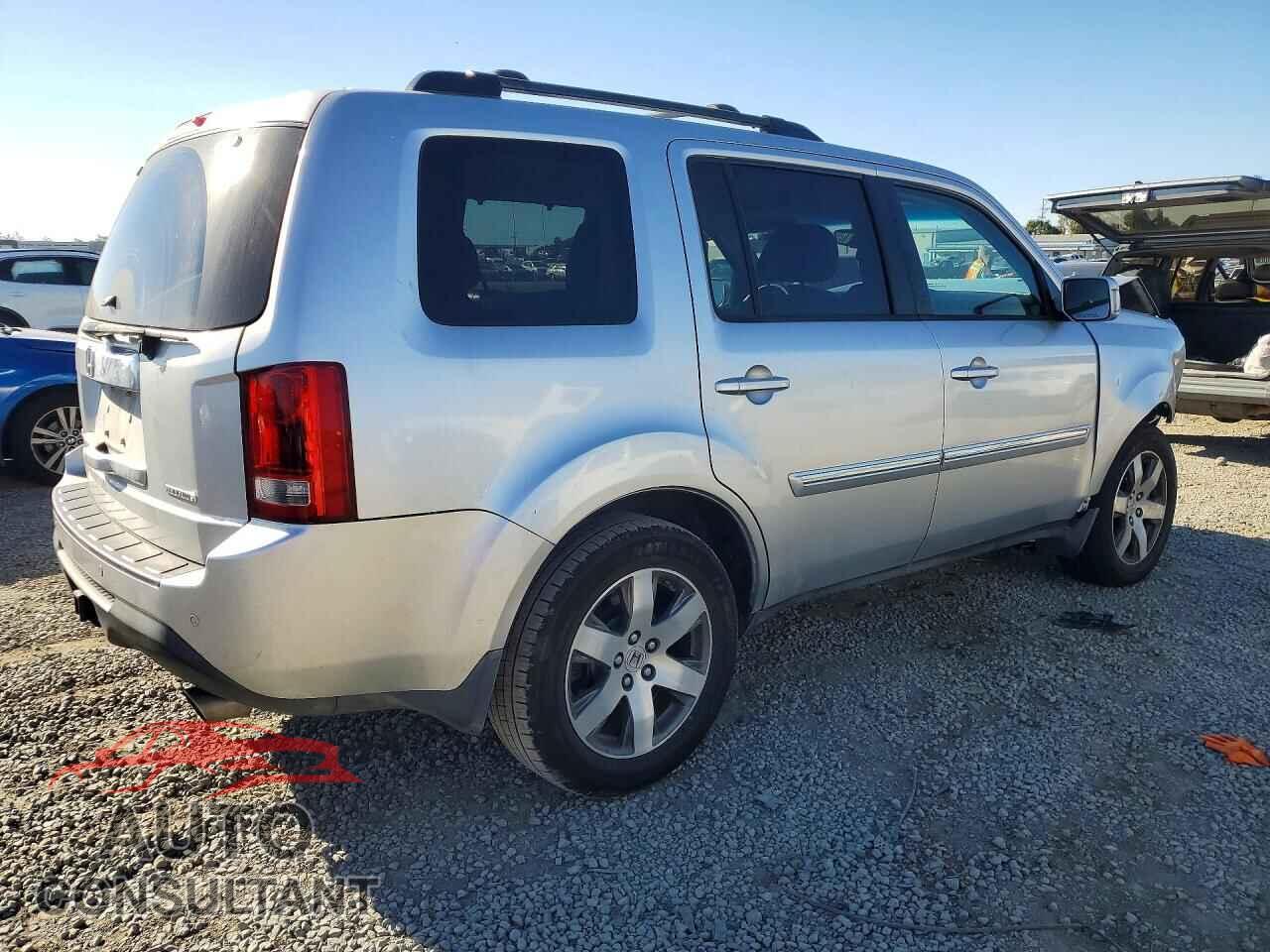 HONDA PILOT 2013 - 5FNYF3H96DB030875