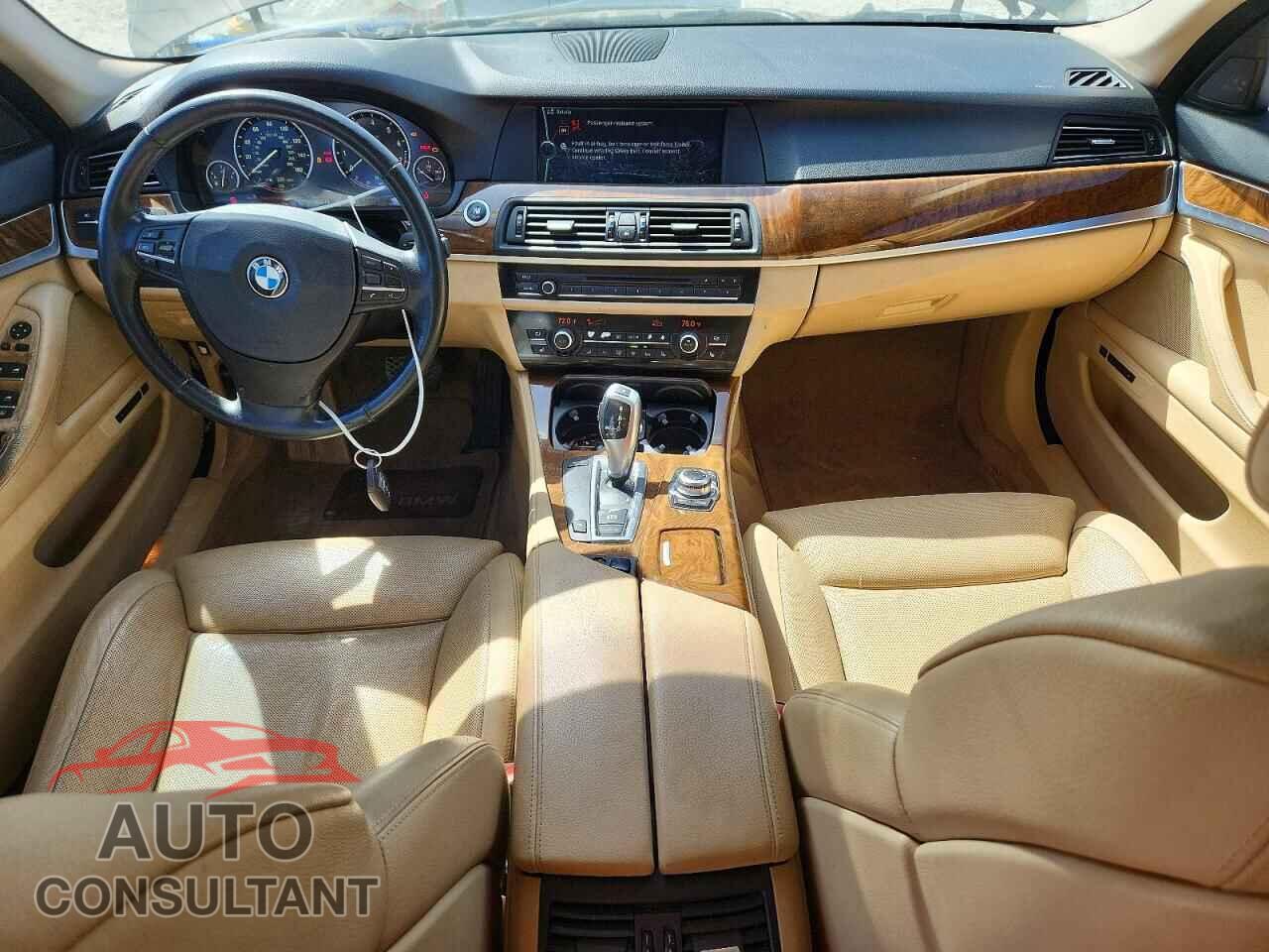 BMW 5 SERIES 2011 - WBAFR9C55BDE81533