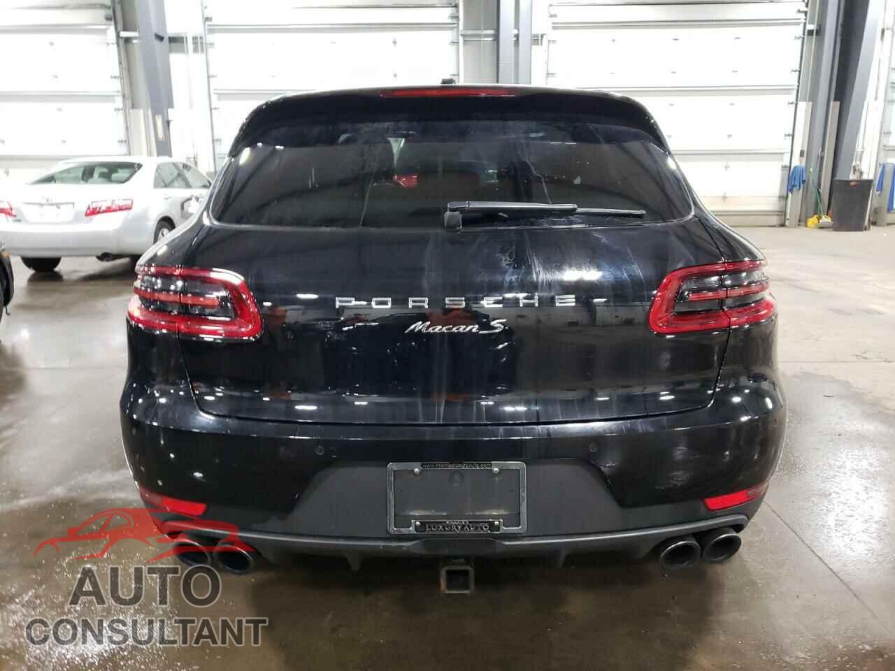 PORSCHE MACAN 2016 - WP1AB2A57GLB40736