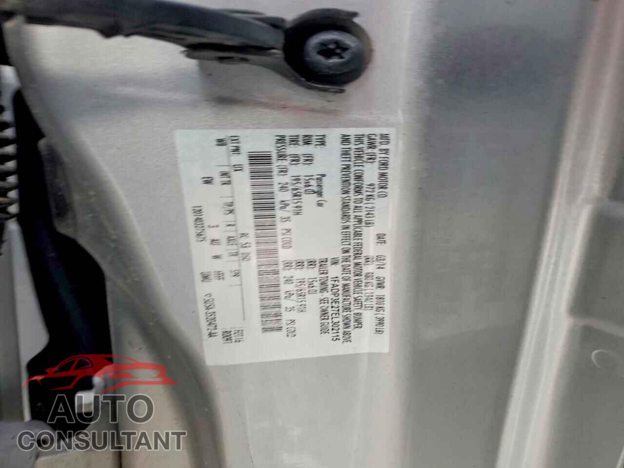 FORD FOCUS 2014 - 1FADP3E27EL302115