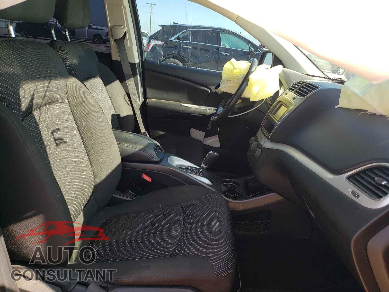DODGE JOURNEY 2019 - 3C4PDCBB2KT875444
