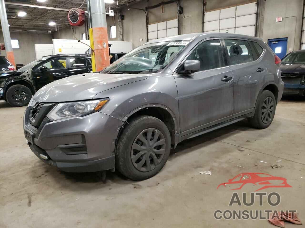 NISSAN ROGUE 2017 - KNMAT2MV6HP569046