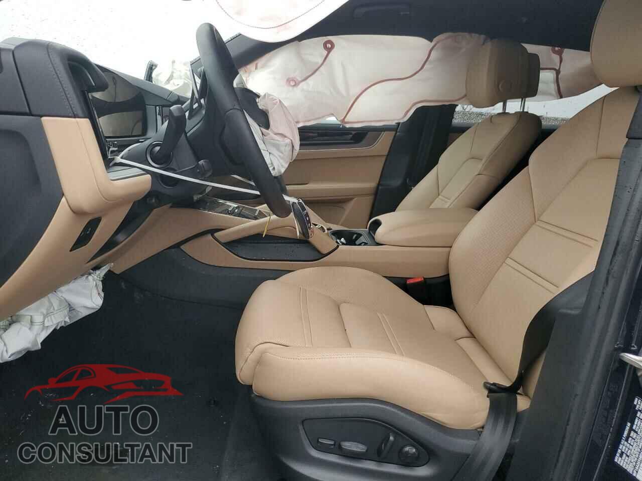 PORSCHE CAYENNE 2024 - WP1AA2AY6RDA10568