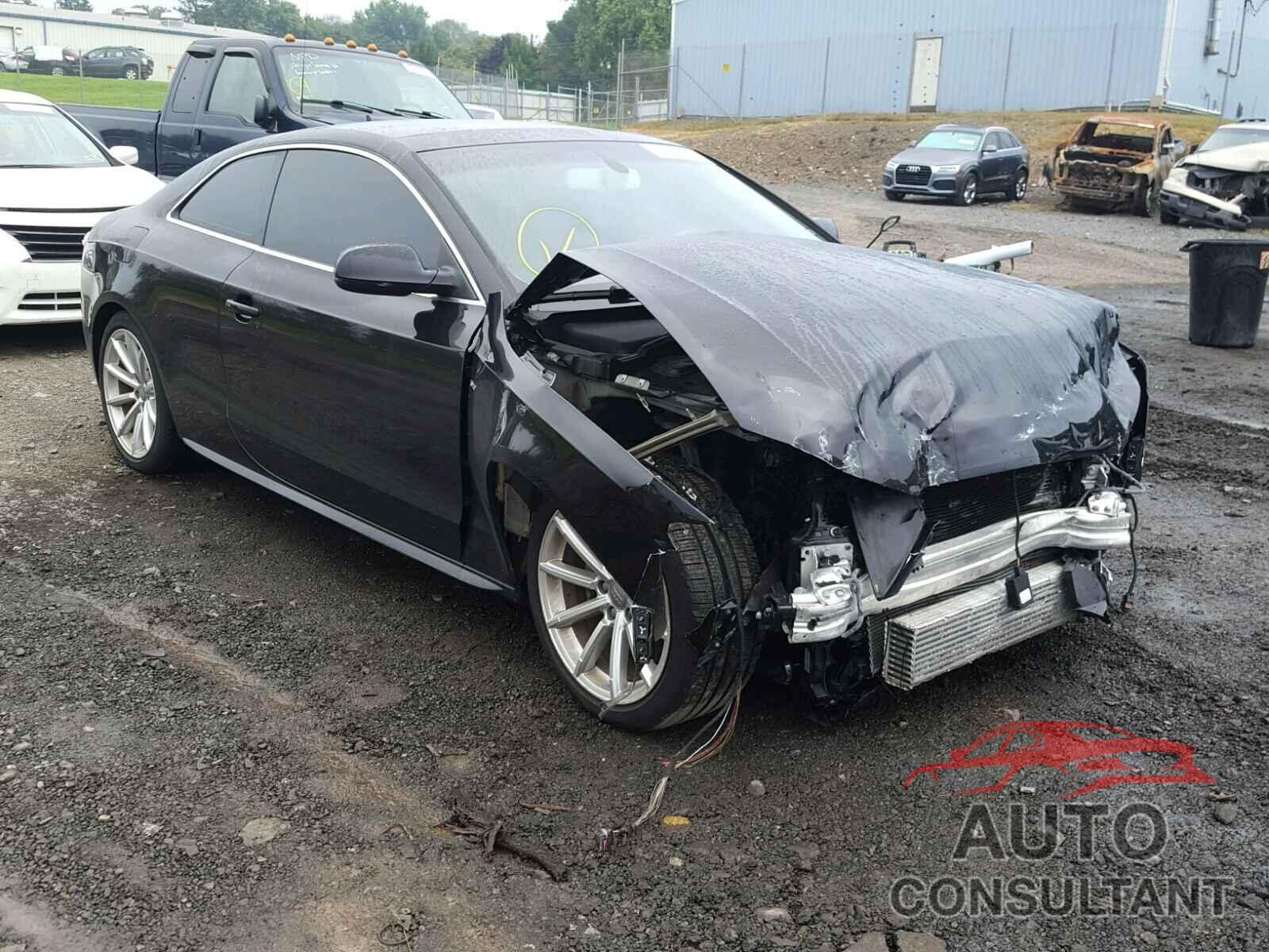 AUDI A5 PREMIUM PLUS 2015 - WAUMFAFR6FA061414