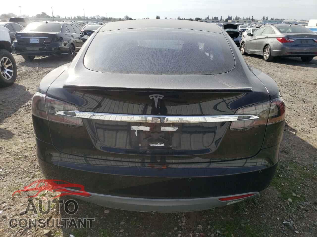 TESLA MODEL S 2013 - 5YJSA1CP4DFP27573