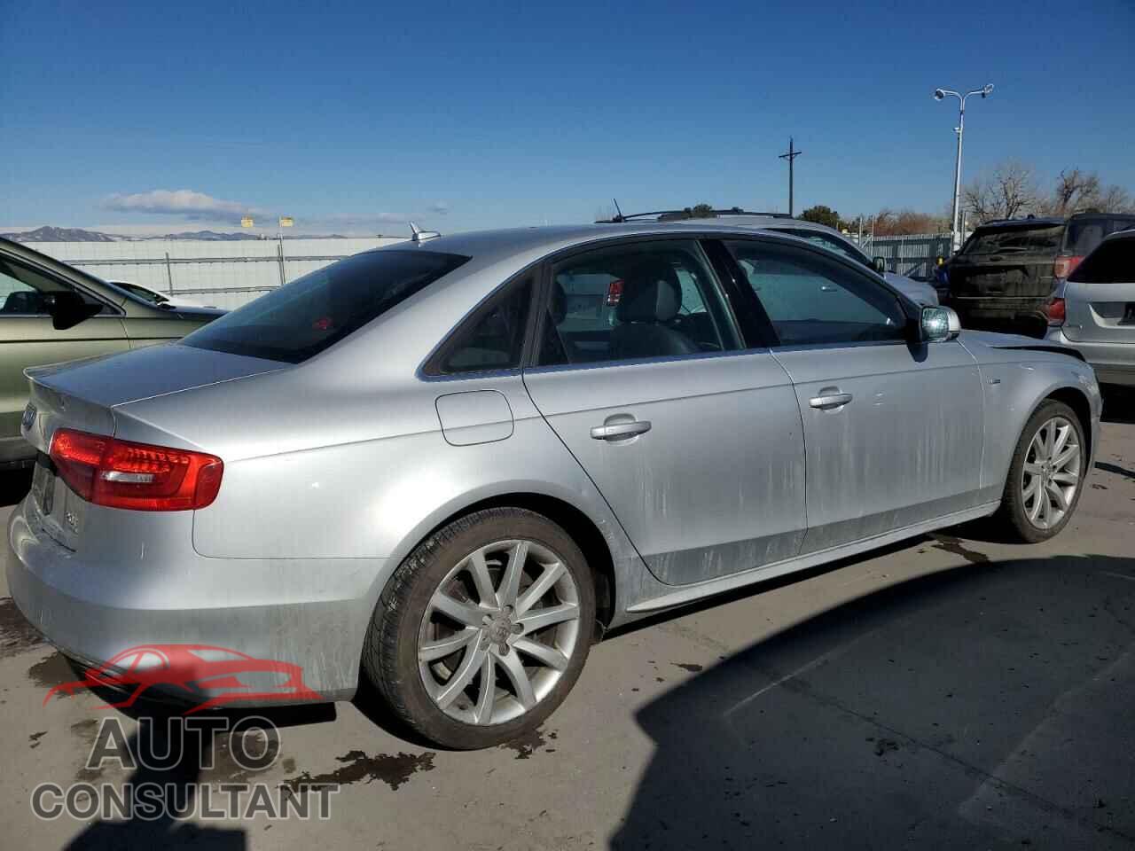 AUDI A4 2014 - WAUBFAFL7EA080250