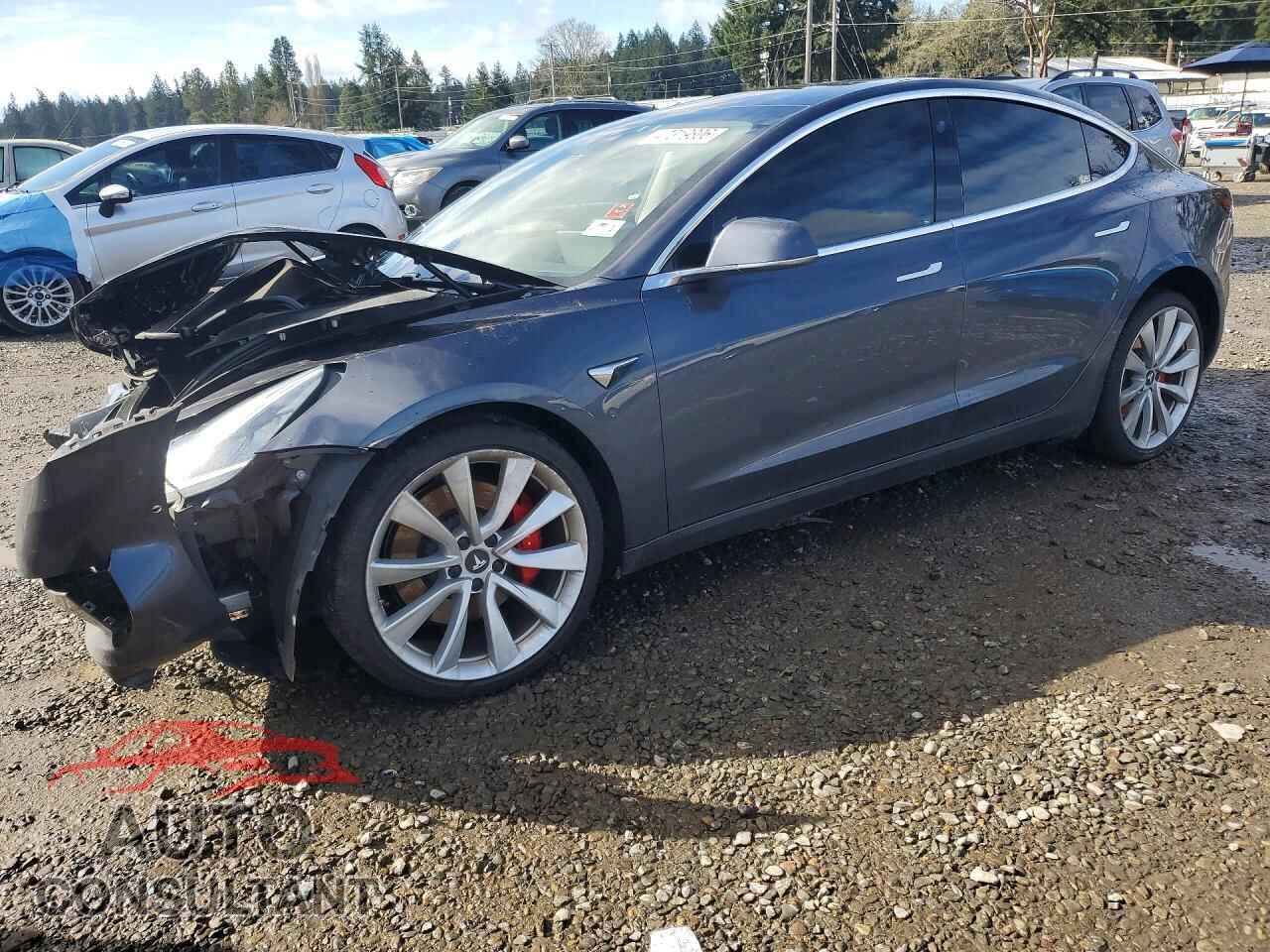 TESLA MODEL 3 2019 - 5YJ3E1EB2KF367355