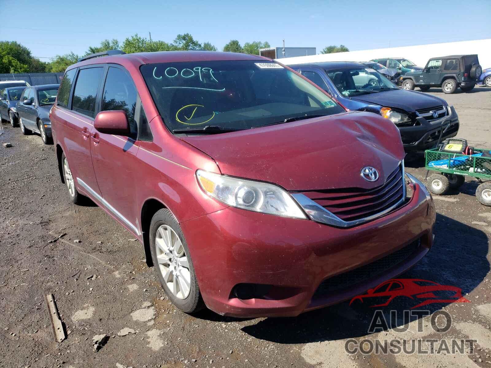 TOYOTA SIENNA 2016 - 5TDJK3DC7GS142292