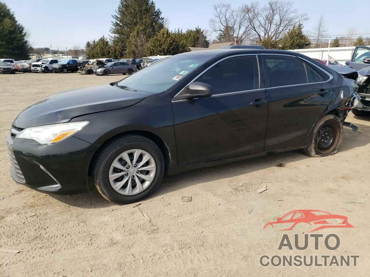 TOYOTA CAMRY 2016 - 4T4BF1FK3GR563067