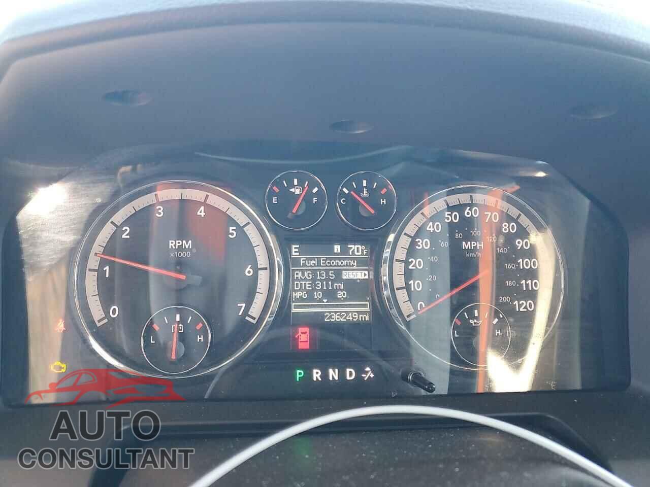 DODGE RAM 1500 2012 - 1C6RD7NT4CS128734