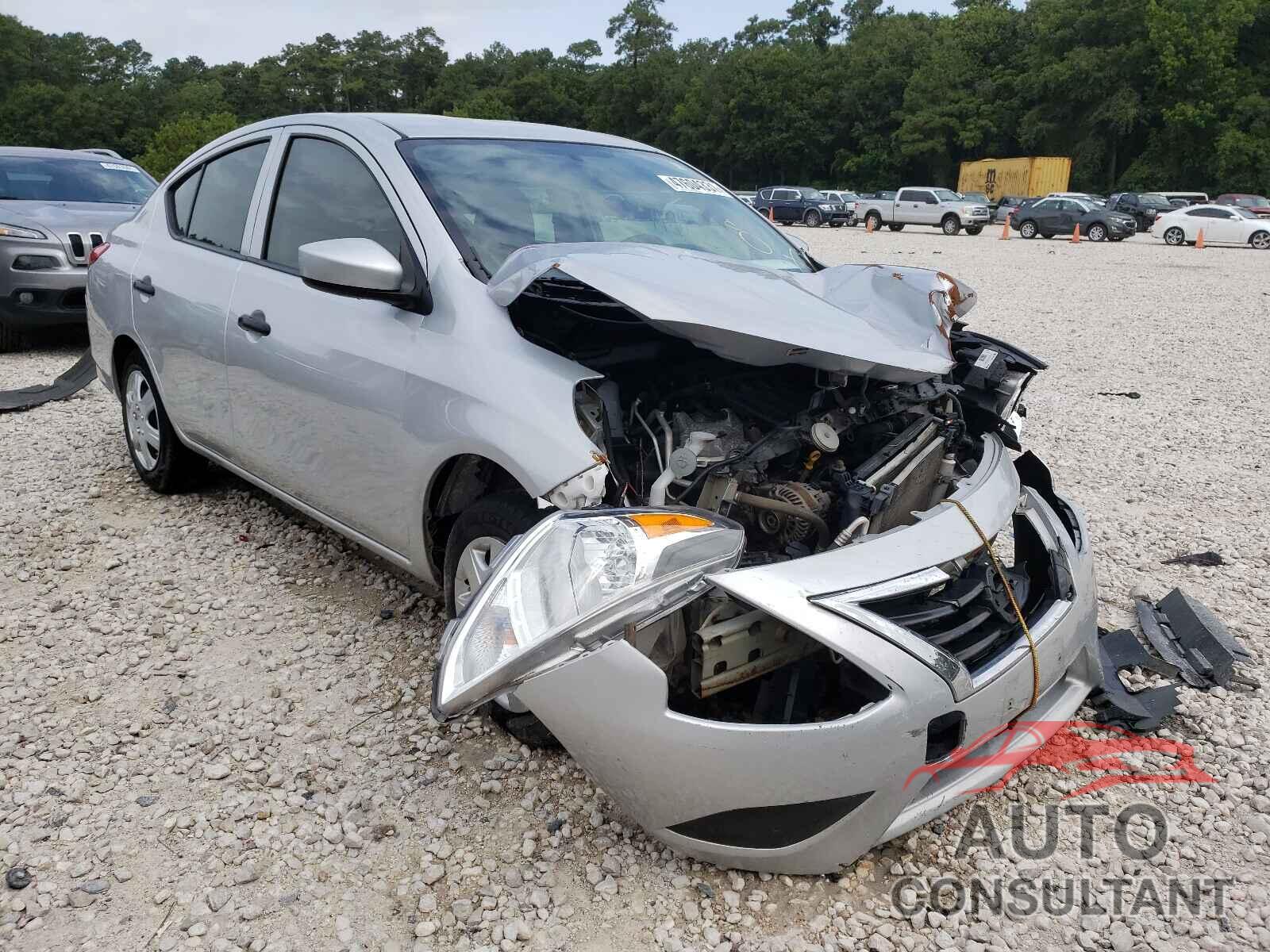 NISSAN VERSA 2017 - 3N1CN7AP6HL845889