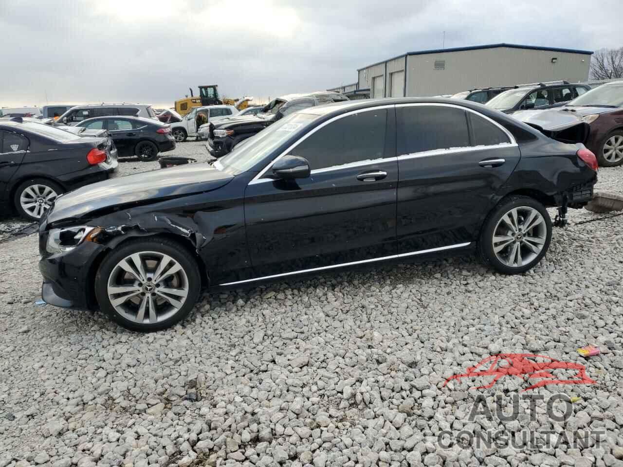 MERCEDES-BENZ C-CLASS 2018 - 55SWF4KB1JU281211