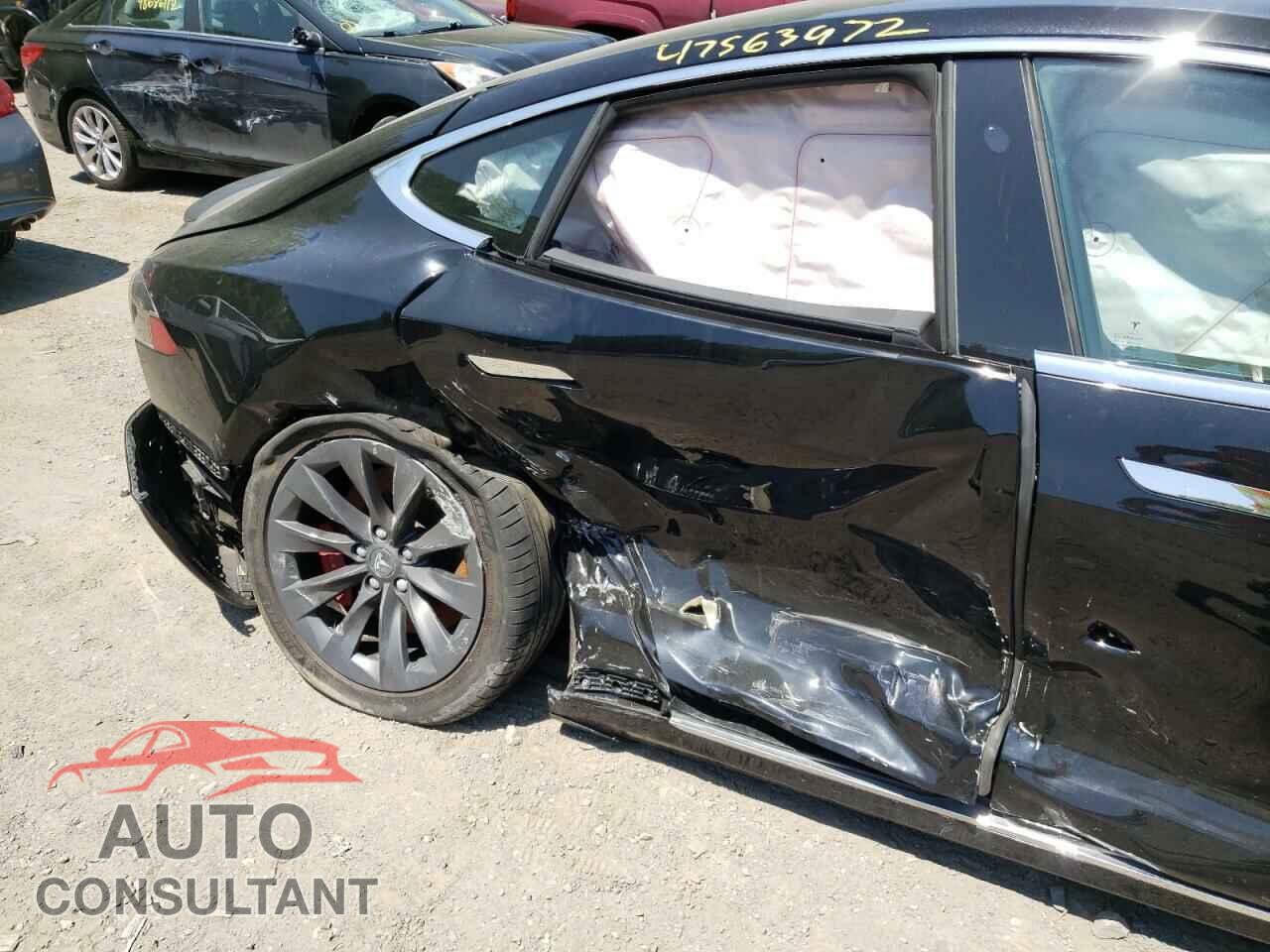 TESLA MODEL S 2020 - 5YJSA1E4XLF390814