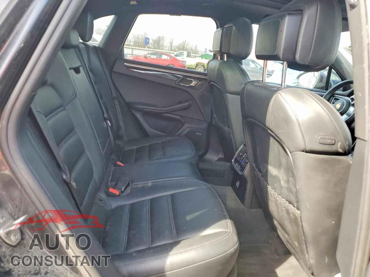 PORSCHE MACAN 2017 - WP1AB2A56HLB14842