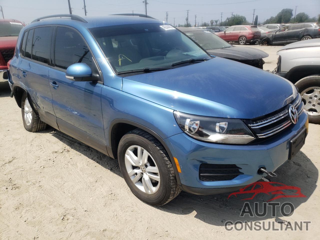 VOLKSWAGEN TIGUAN 2017 - WVGAV7AXXHW512069