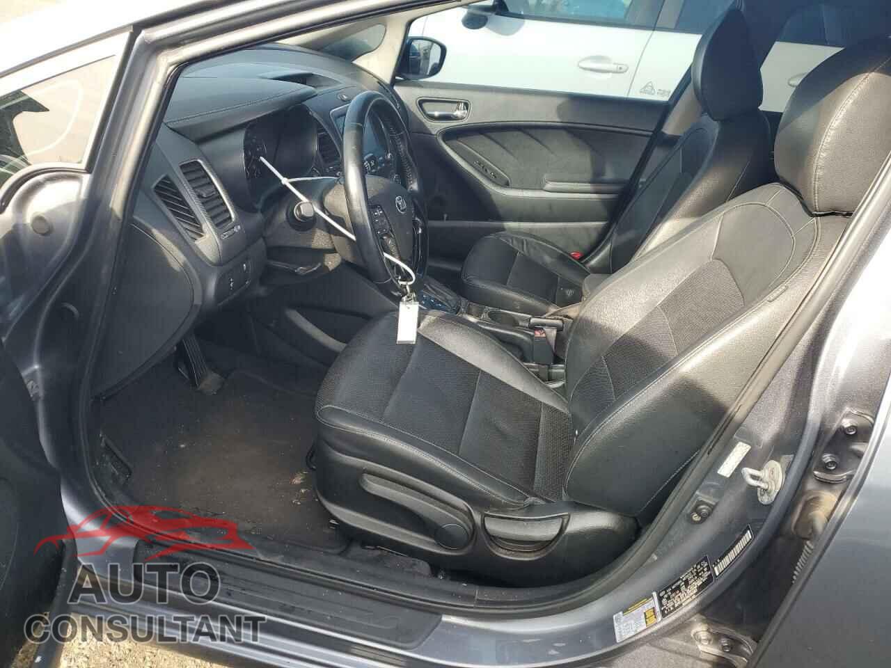 KIA FORTE 2017 - 3KPFL4A87HE004983