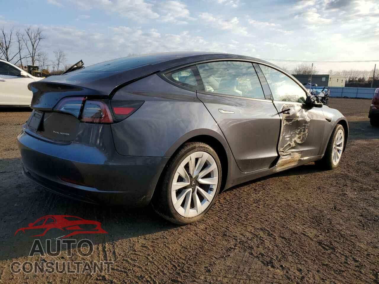 TESLA MODEL 3 2023 - 5YJ3E1EBXPF660900