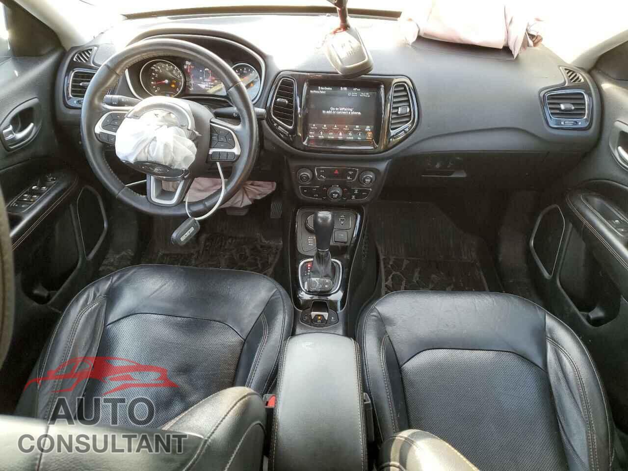 JEEP COMPASS 2018 - 3C4NJDCBXJT470953