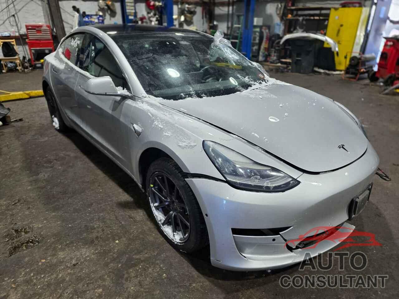 TESLA MODEL 3 2018 - 5YJ3E1EB4JF104542