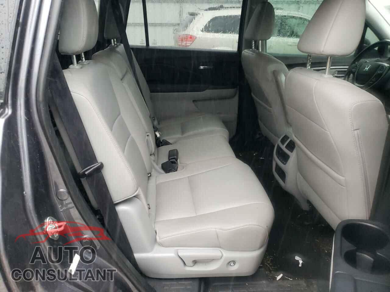 HONDA PILOT 2016 - 5FNYF6H59GB099191