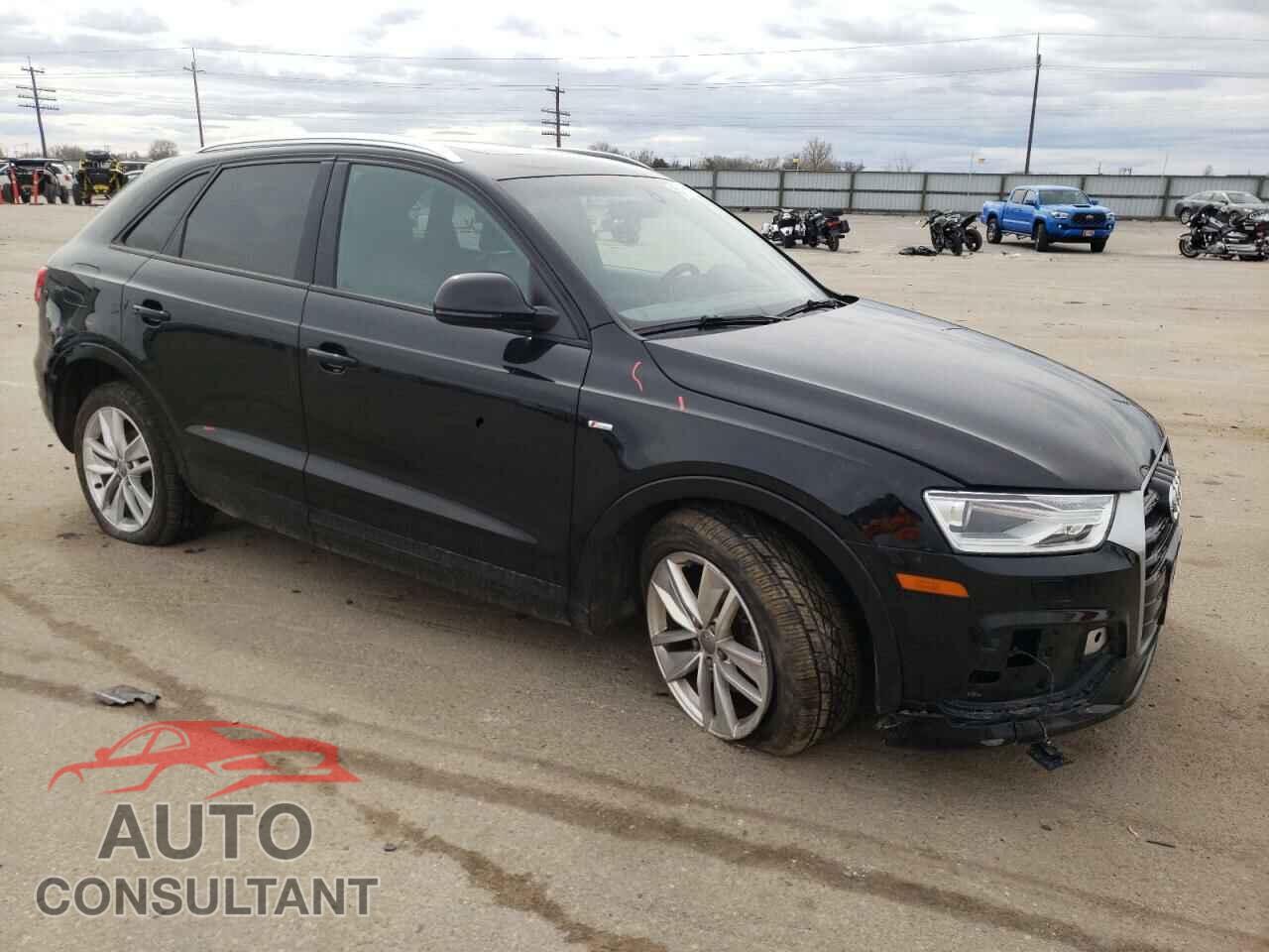 AUDI Q3 2018 - WA1ECCFS7JR025136